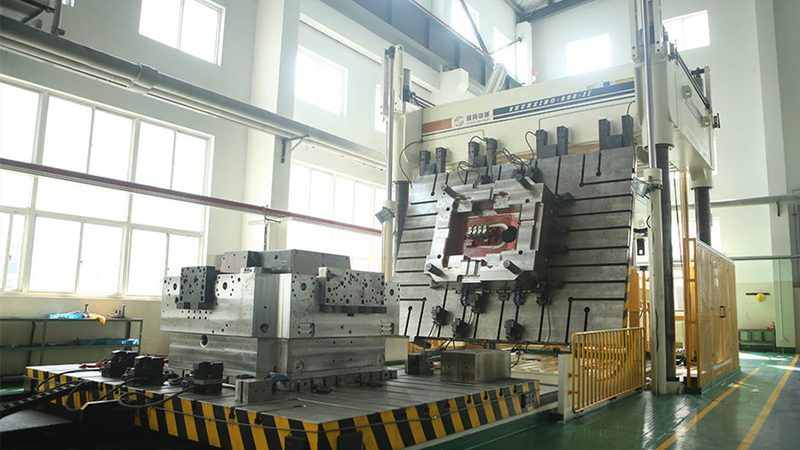 热作模具钢与合金工具钢：本质区别与应用解析
